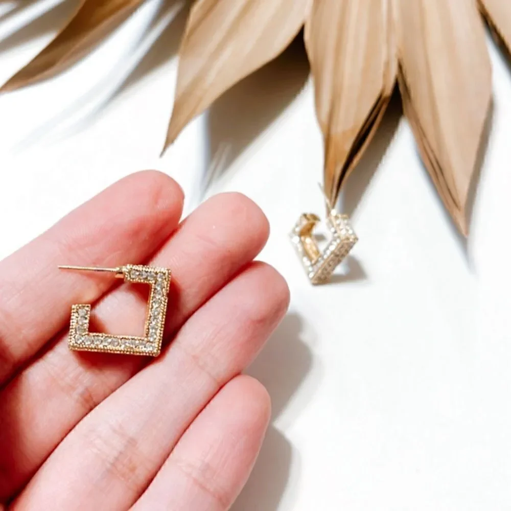 Anthropologie diamond decor